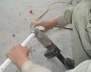 鸡西漏水维修电话